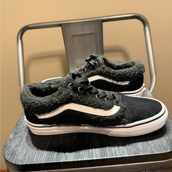 Vans Faux Fur Black Sneakers - Picture 5 of 10